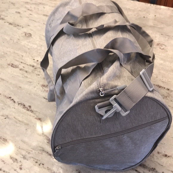 Gym bag - Picture 2 of 7